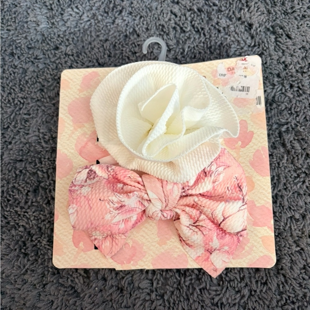 NWT Danbaret of 2 babies headbands